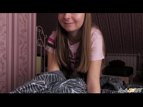 ❤️ Blondie-k bere BFF-ren sakon zurrupatzen du eta esperma jasotzen du ahoan ️❌ Porno fb %eu.onlyhdporn.ruan ﹏