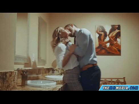❤️ Ilehoria busti batek komun publiko batean seduzitzen zaituenean ️❌ Porno fb %eu.onlyhdporn.ruan ﹏